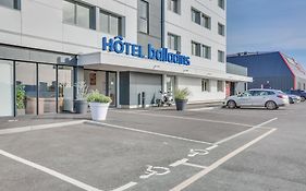 The Originals City, Hotel Caen Memorial